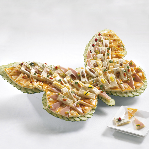 Présentoir en papillon avec ses 180 toasts variés