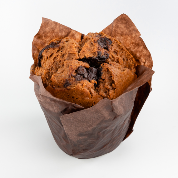 muffin-chocolat Délicieux muffin au chocolat avec un coeur fondant
